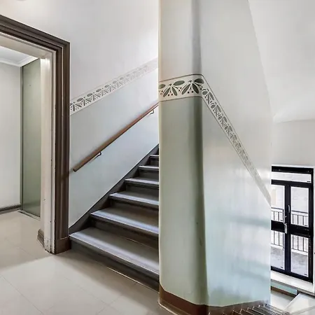 Charming 1-bedroom Near Center Lägenhet Helsingfors